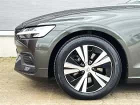 Volvo V60 (2022) thumbnail 14