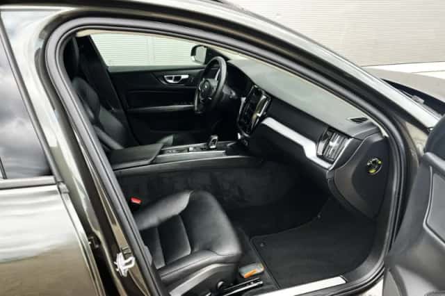 Volvo V60 (2022) thumbnail 15