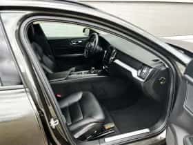 Volvo V60 (2022) thumbnail 15