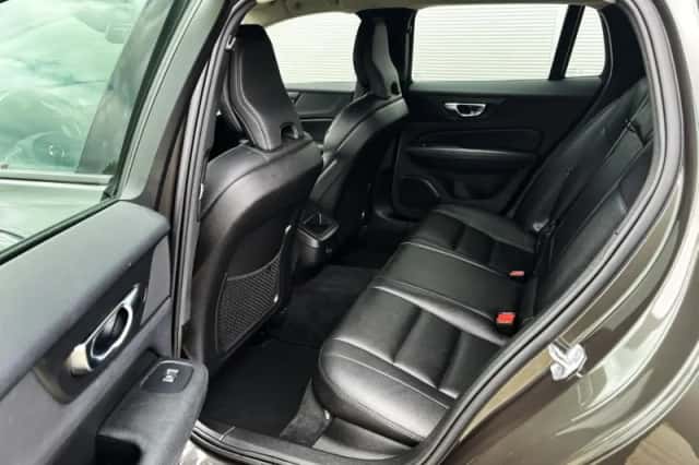 Volvo V60 (2022) thumbnail 20