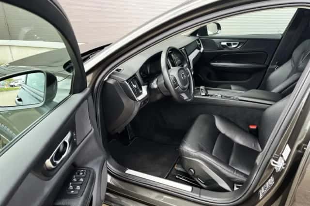 Volvo V60 (2022) thumbnail 21
