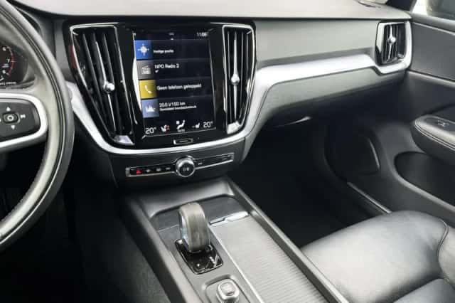 Volvo V60 (2022) thumbnail 30