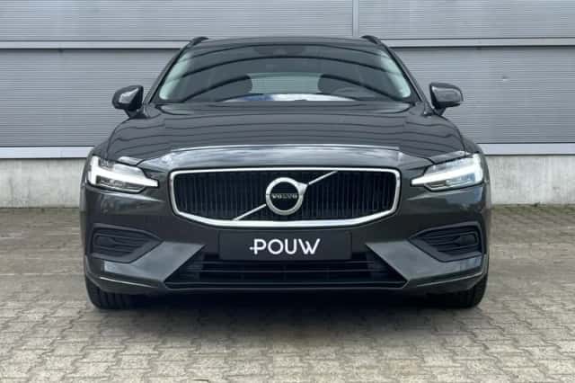 Volvo V60 (2022) thumbnail 8