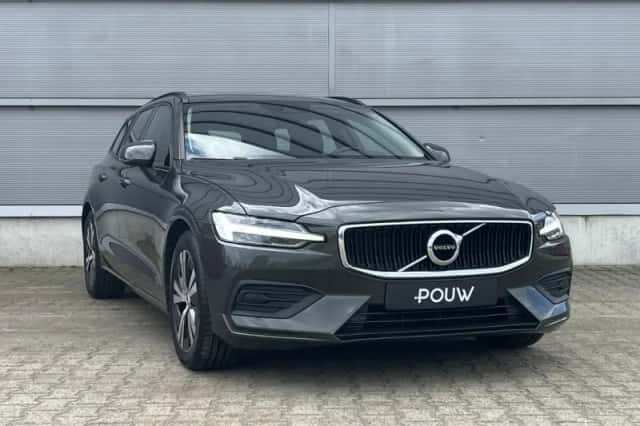 Volvo V60 (2022) thumbnail 10