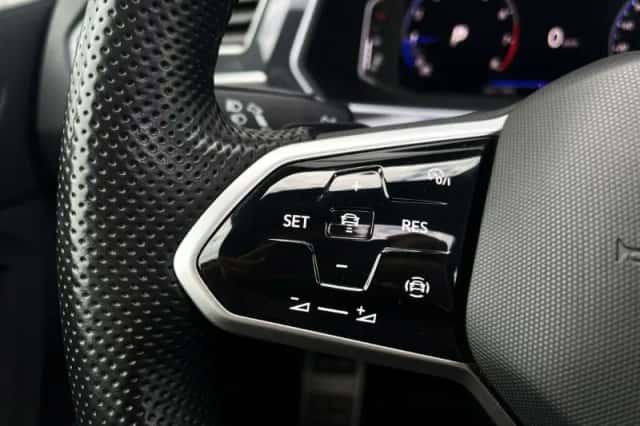 Volkswagen Tiguan (2022) thumbnail 27