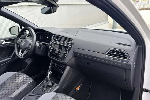 Volkswagen Tiguan (2022) thumbnail 35
