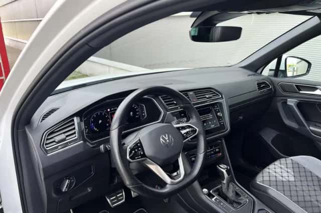 Volkswagen Tiguan (2022) thumbnail 39