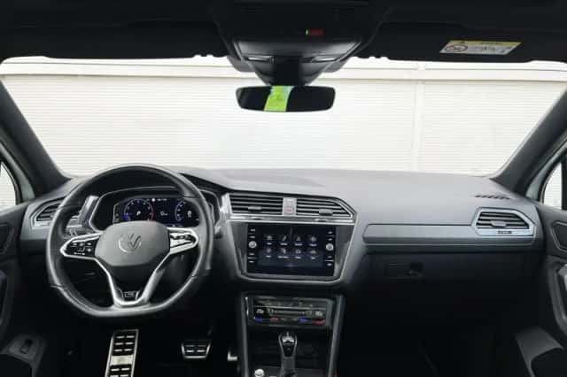 Volkswagen Tiguan (2022) thumbnail 5