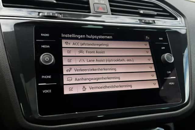 Volkswagen Tiguan (2022) thumbnail 46