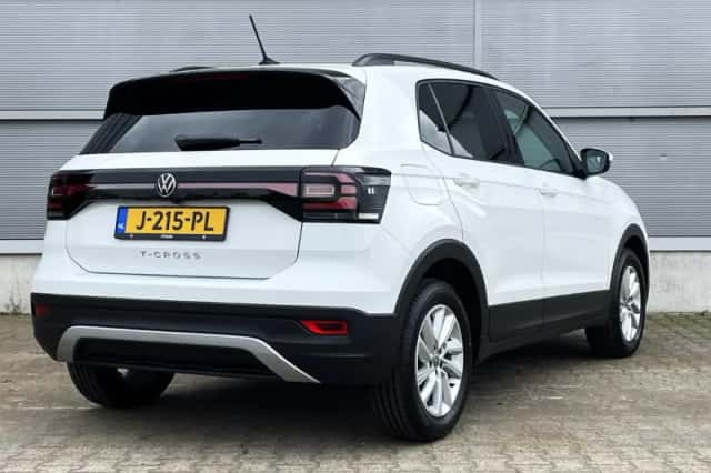 Volkswagen T-Cross (2020) thumbnail 2