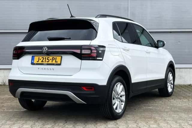 Volkswagen T-Cross (2020) thumbnail 2