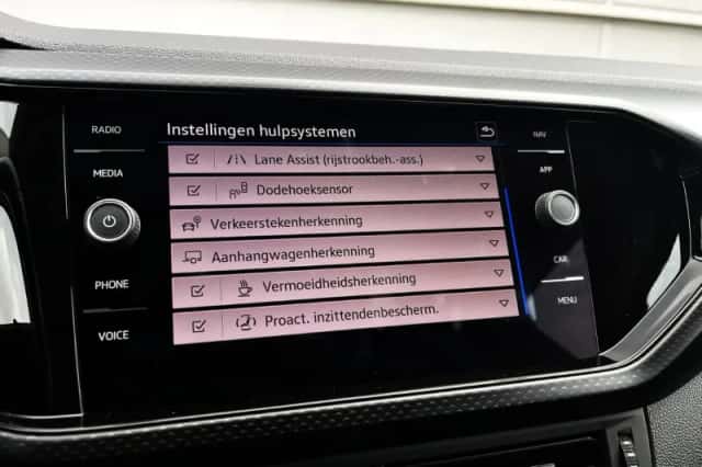 Volkswagen T-Cross (2020) thumbnail 41
