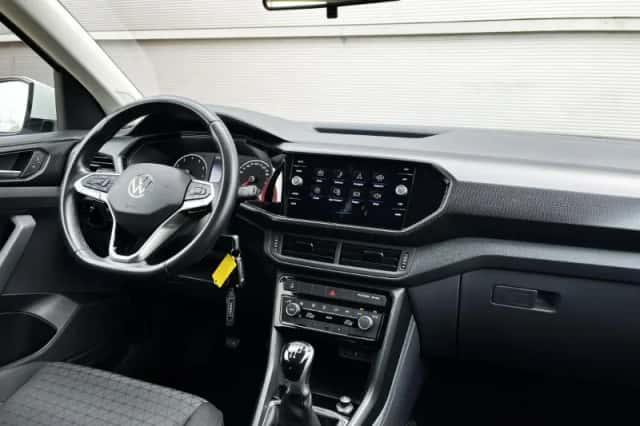 Volkswagen T-Cross (2020) thumbnail 43