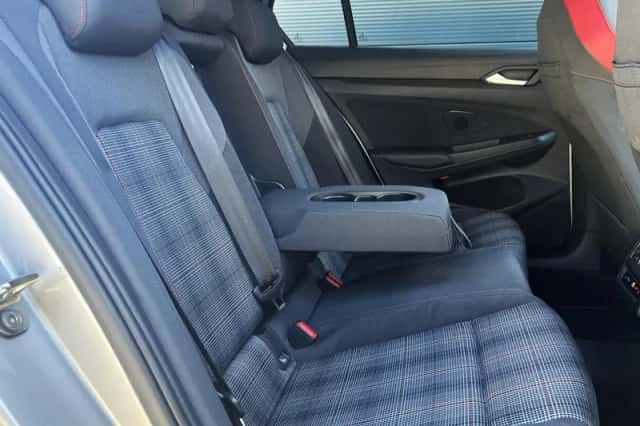 Volkswagen Golf (2024) thumbnail 17