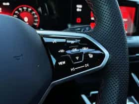Volkswagen Golf (2024) thumbnail 25