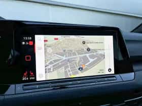 Volkswagen Golf (2024) thumbnail 26