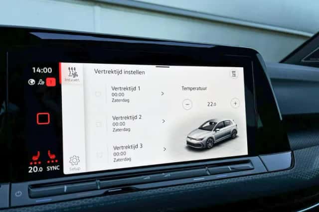 Volkswagen Golf (2024) thumbnail 42