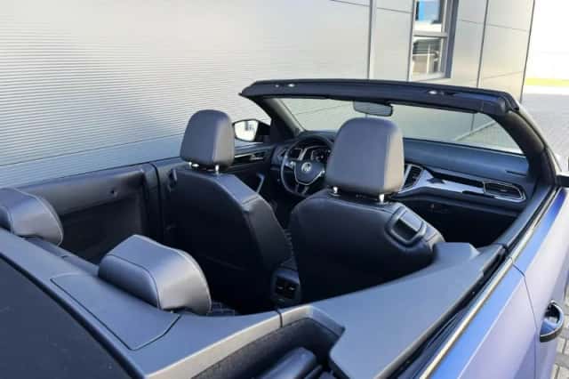 Volkswagen T-Roc (2021) thumbnail 18