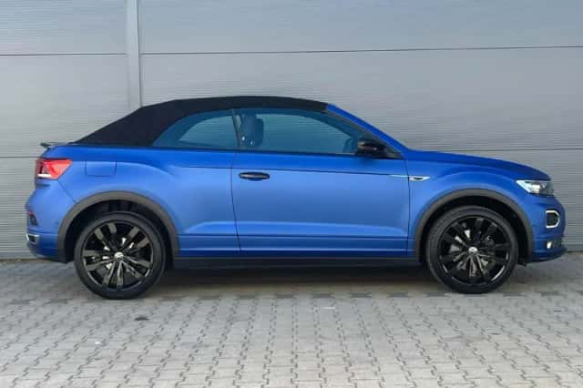 Volkswagen T-Roc (2021) thumbnail 3