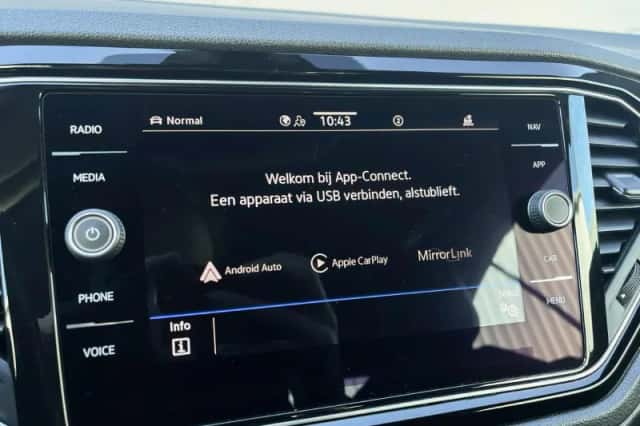 Volkswagen T-Roc (2021) thumbnail 31