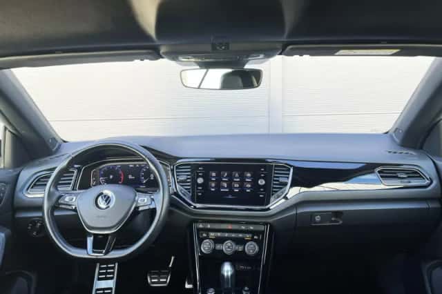 Volkswagen T-Roc (2021) thumbnail 5
