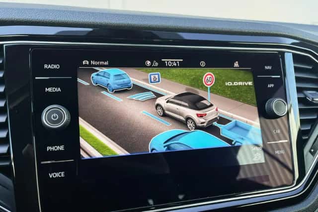 Volkswagen T-Roc (2021) thumbnail 54