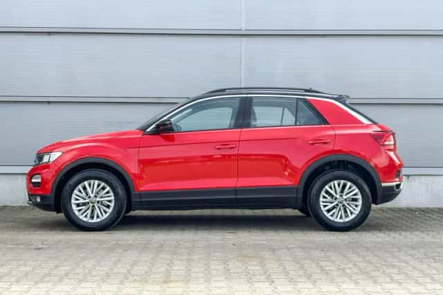 Volkswagen T-Roc (2021) thumbnail 12