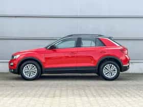 Volkswagen T-Roc (2021) thumbnail 12