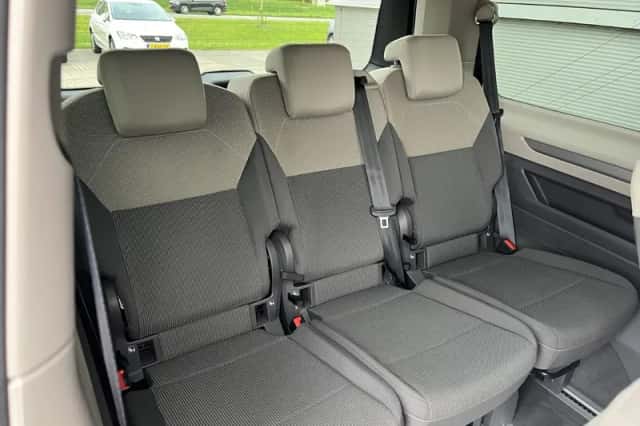 Volkswagen Multivan (2024) thumbnail 18