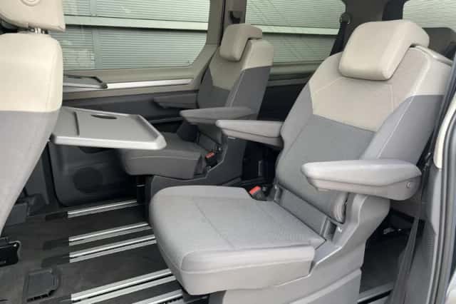 Volkswagen Multivan (2024) thumbnail 25