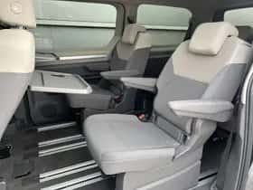 Volkswagen Multivan (2024) thumbnail 25