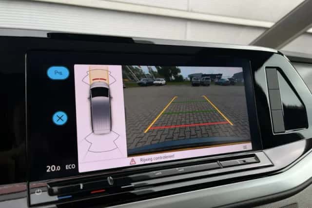 Volkswagen Multivan (2024) thumbnail 34