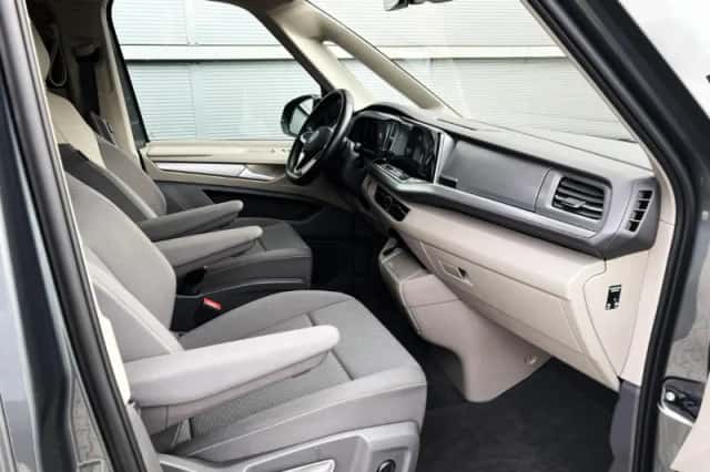 Volkswagen Multivan (2024) thumbnail 42