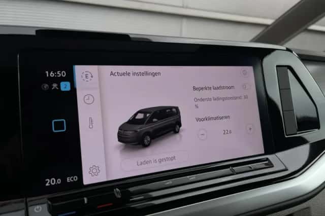 Volkswagen Multivan (2024) thumbnail 51