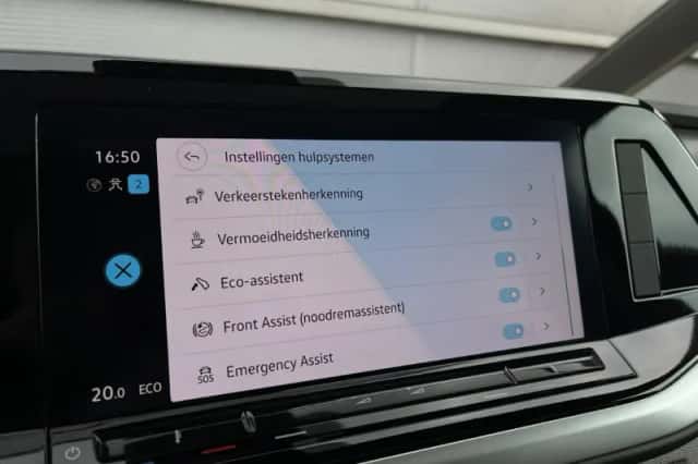 Volkswagen Multivan (2024) thumbnail 54