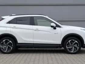 Mitsubishi Eclipse Cross (2022) thumbnail 3