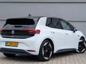 Volkswagen ID.3 (2020) thumbnail 2