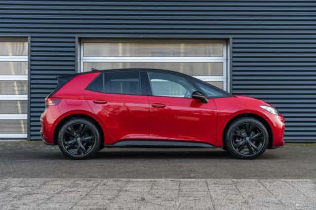 Volkswagen ID.3 (2026) thumbnail 3