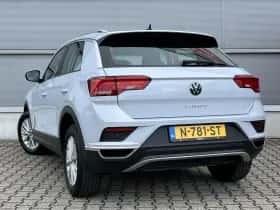 Volkswagen T-Roc (2022) thumbnail 12