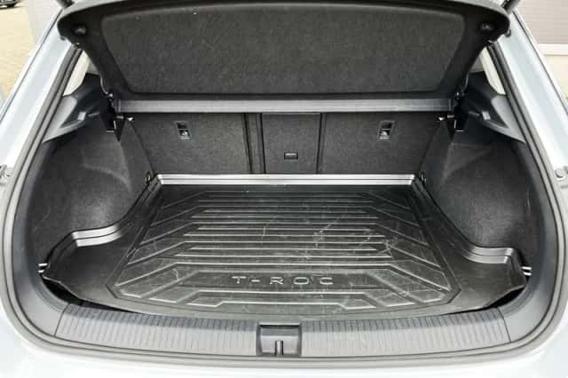 Volkswagen T-Roc (2022) thumbnail 17