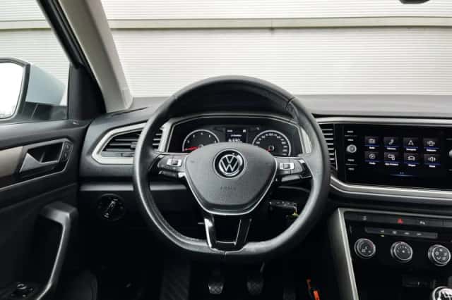 Volkswagen T-Roc (2022) thumbnail 21