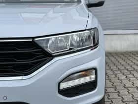 Volkswagen T-Roc (2022) thumbnail 9
