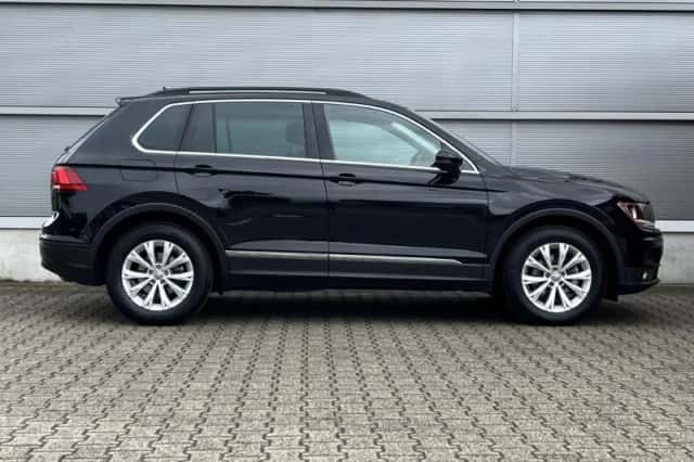 Volkswagen Tiguan (2020) thumbnail 3