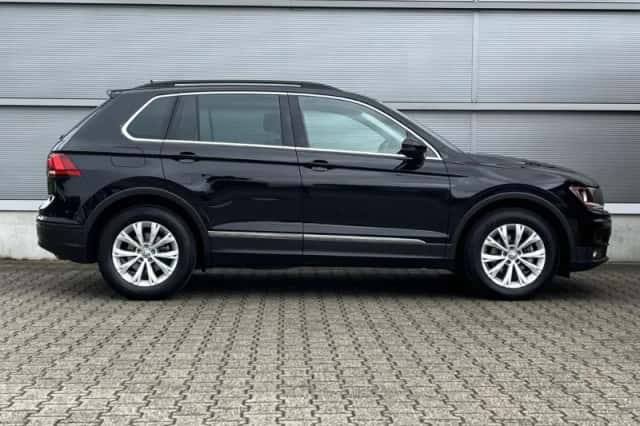 Volkswagen Tiguan (2020) thumbnail 3