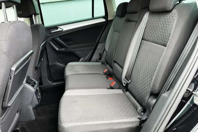Volkswagen Tiguan (2020) thumbnail 37