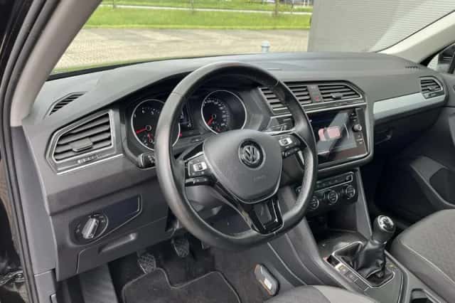 Volkswagen Tiguan (2020) thumbnail 38