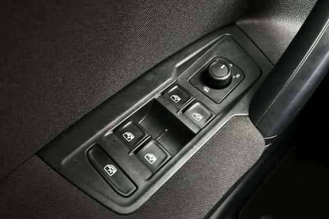 Volkswagen Tiguan (2020) thumbnail 39