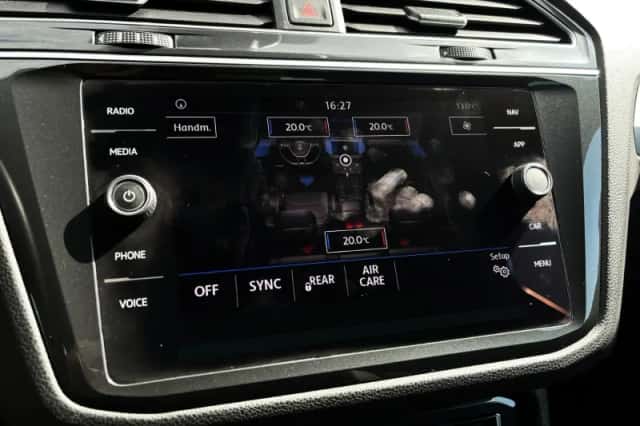 Volkswagen Tiguan (2020) thumbnail 44