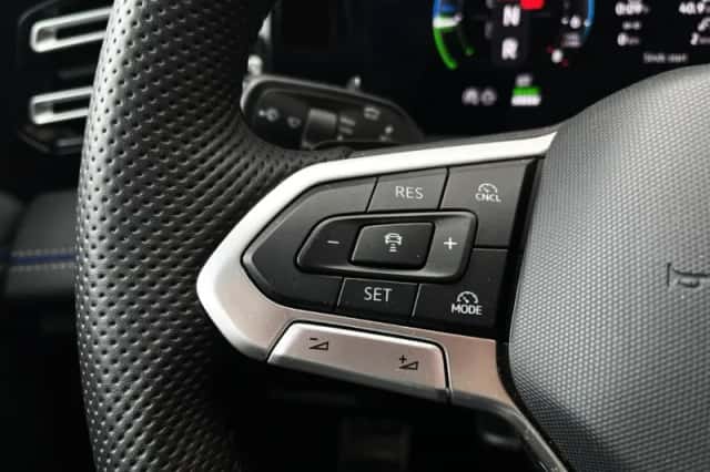 Volkswagen Tiguan (2025) thumbnail 29