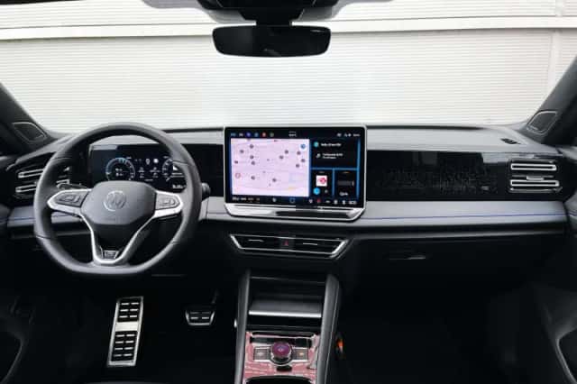 Volkswagen Tiguan (2025) thumbnail 5